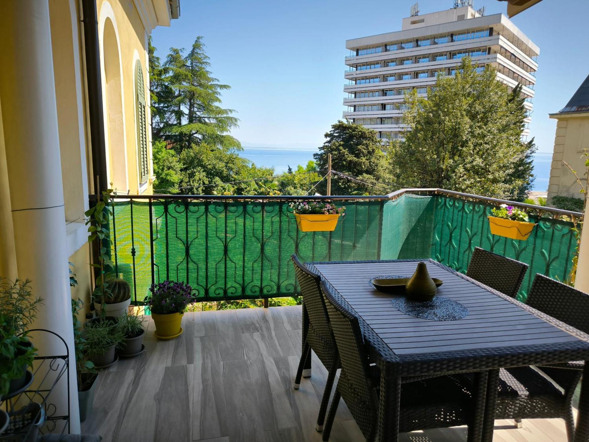 Apartment Matea Opatija Exterior foto